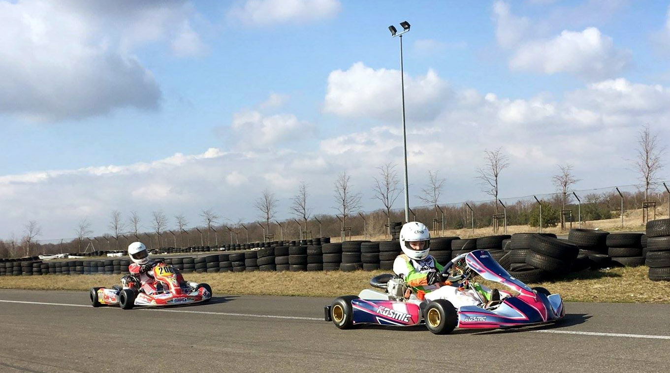 Toruński trening zawodników MG Racing przed tegoroczną inauguracją rozgrywek.